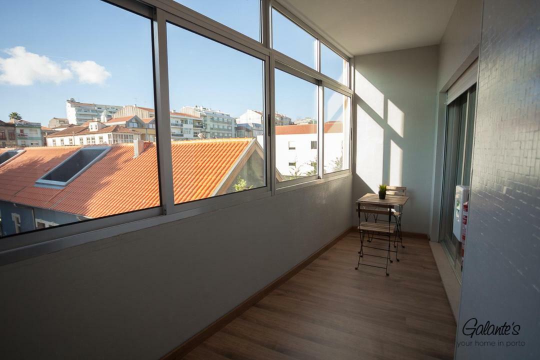 Downtown 3 Bedroom With Balcony - Quiet Street - Family Friendly - Groups Porto Exterior foto